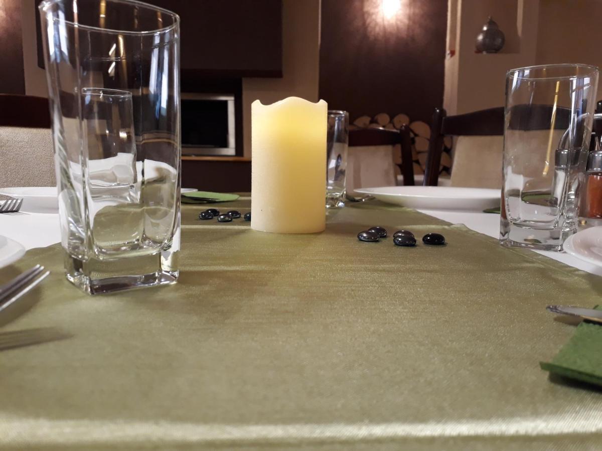 Szilvia Panzio Gyomaendrod Bed & Breakfast Екстериор снимка